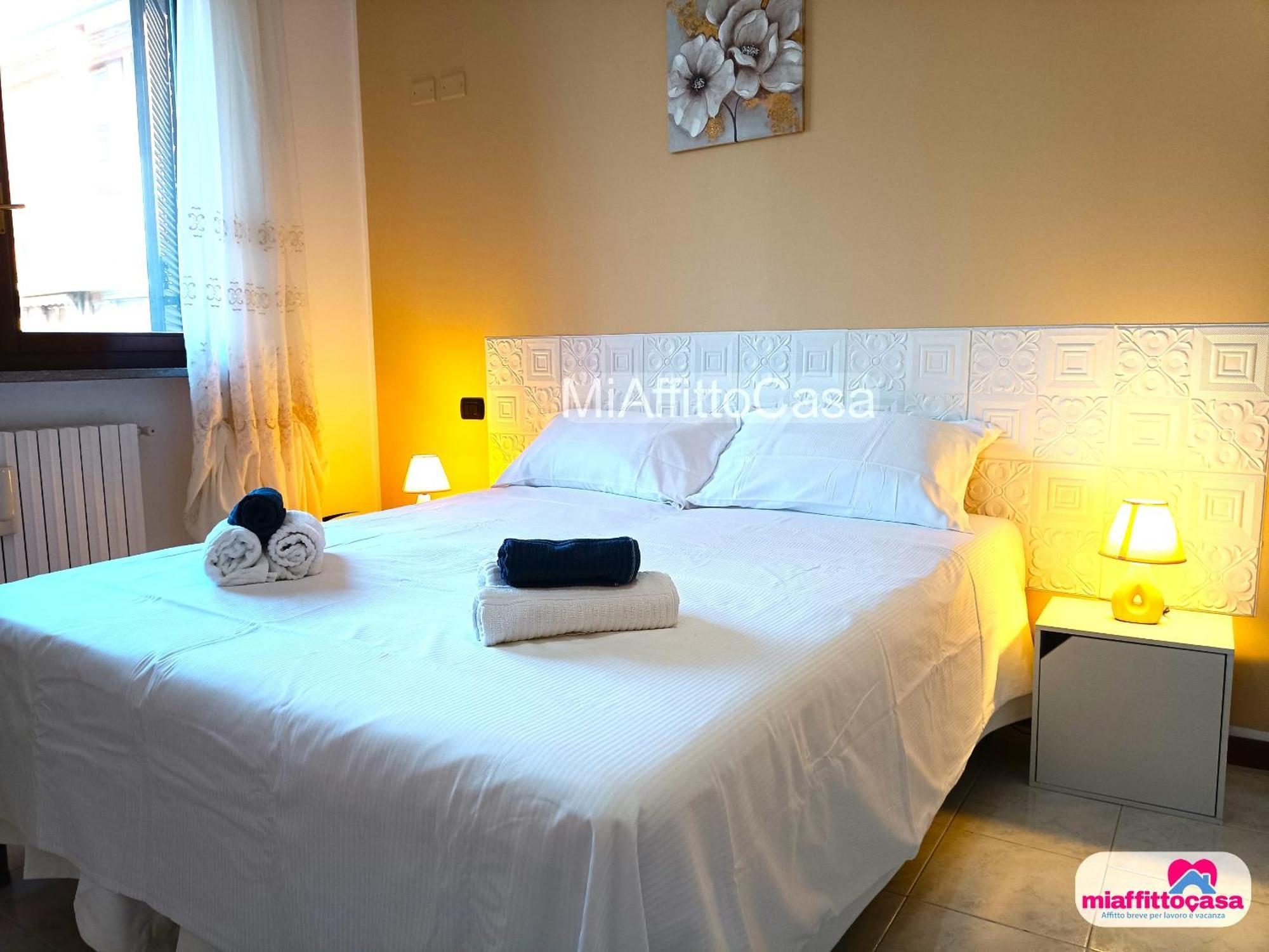 Casa Girasole - Balcone, Giardino E Posto Auto Privato Apartment *