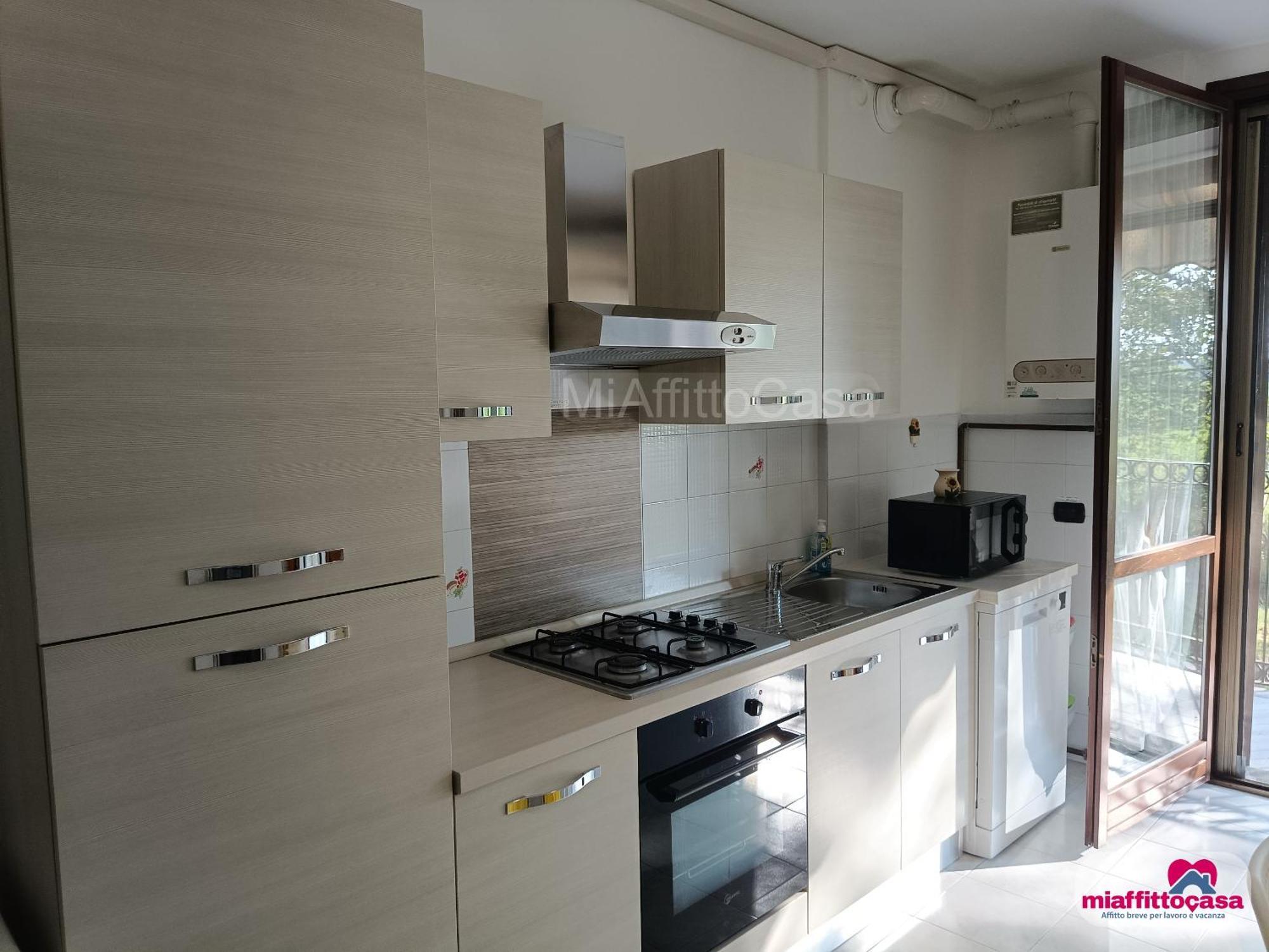 Casa Girasole - Balcone, Giardino E Posto Auto Privato Apartment *